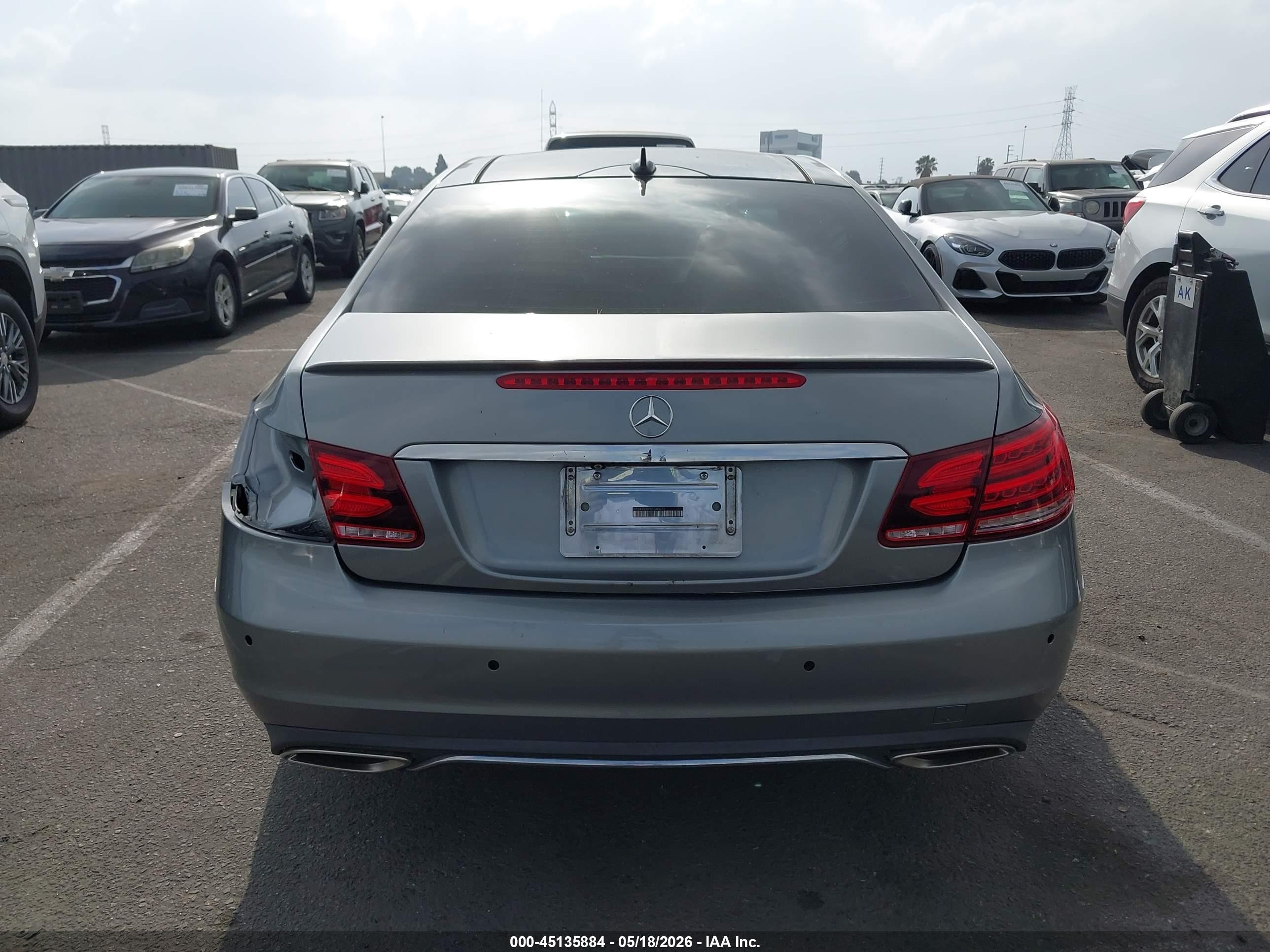 2014 Mercedes-benz E 350   Серый vin: WDDKJ5KBXEF240023