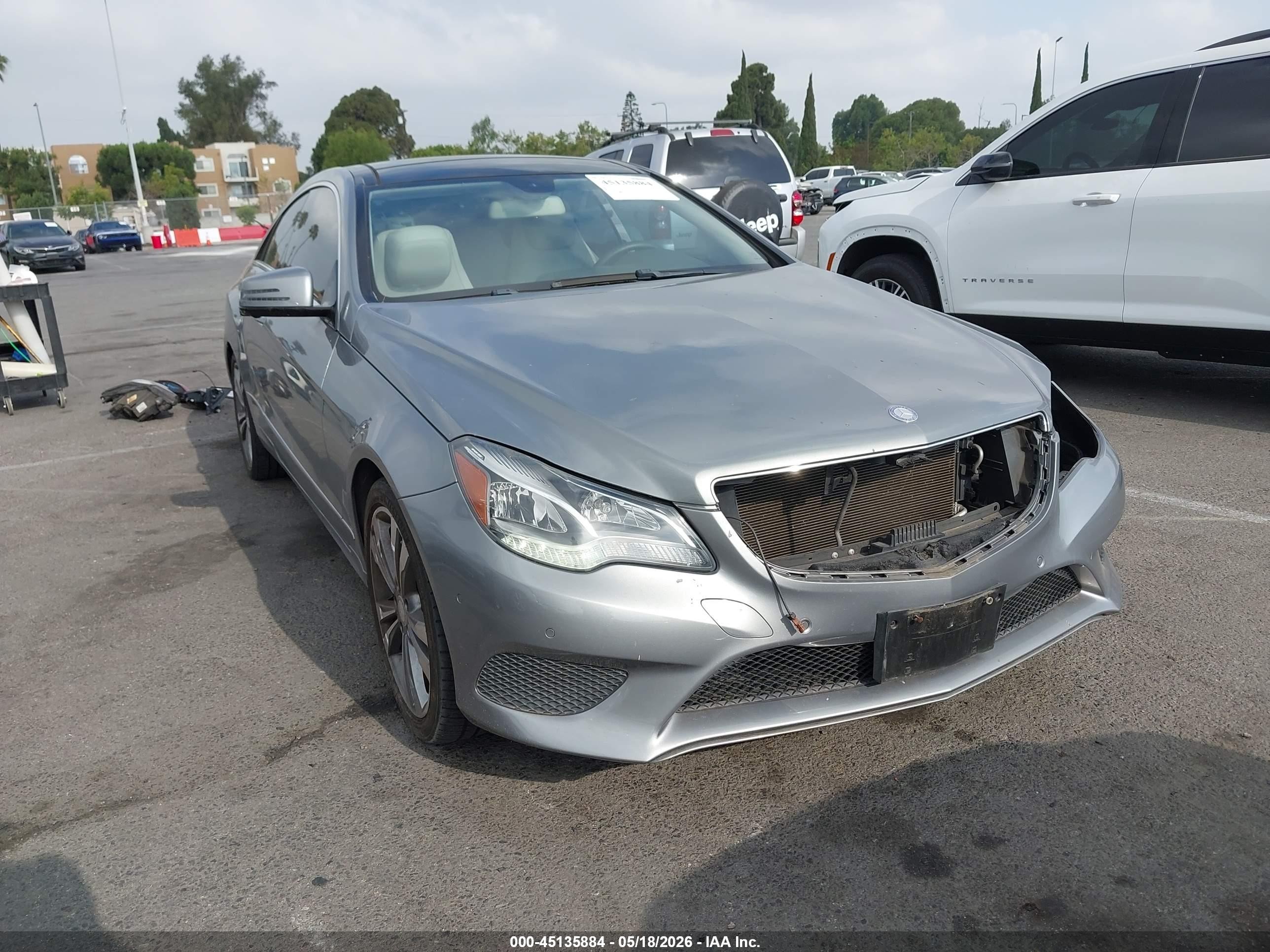 2014 Mercedes-benz E 350   Серый vin: WDDKJ5KBXEF240023