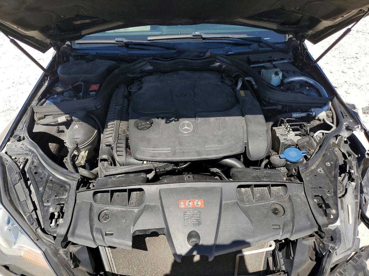 2014 Mercedes-benz E 350 Black vin: WDDKJ5KBXEF253094