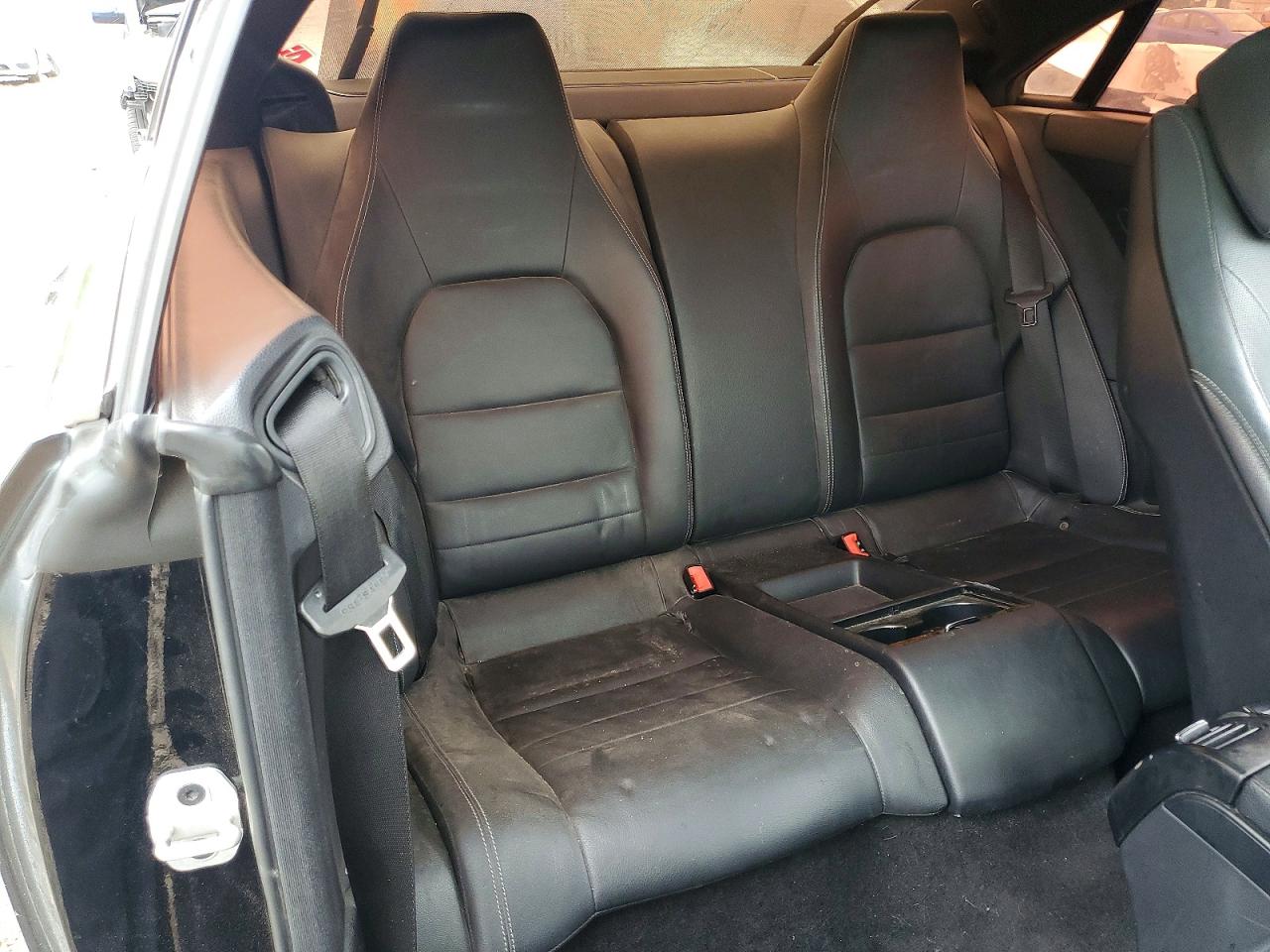 2014 Mercedes-benz E 350 Black vin: WDDKJ5KBXEF255153