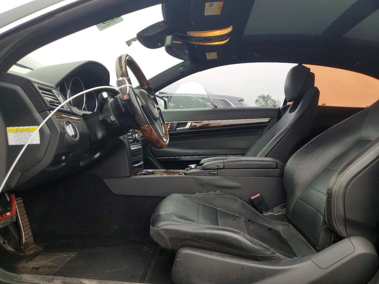 2014 Mercedes-benz E 350 Black vin: WDDKJ5KBXEF255153