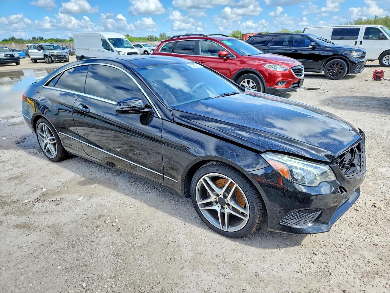 2015 Mercedes-benz E 400 Black vin: WDDKJ6FB3FF299979