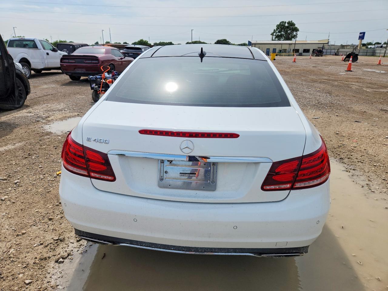 2015 Mercedes-benz E 400 White vin: WDDKJ6FB5FF304633