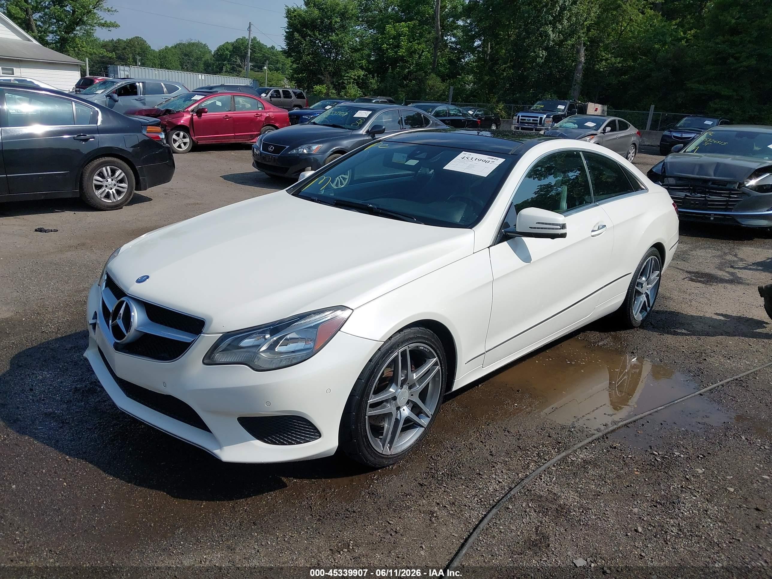 2015 Mercedes-benz E 400 White vin: WDDKJ6FB8FF294860