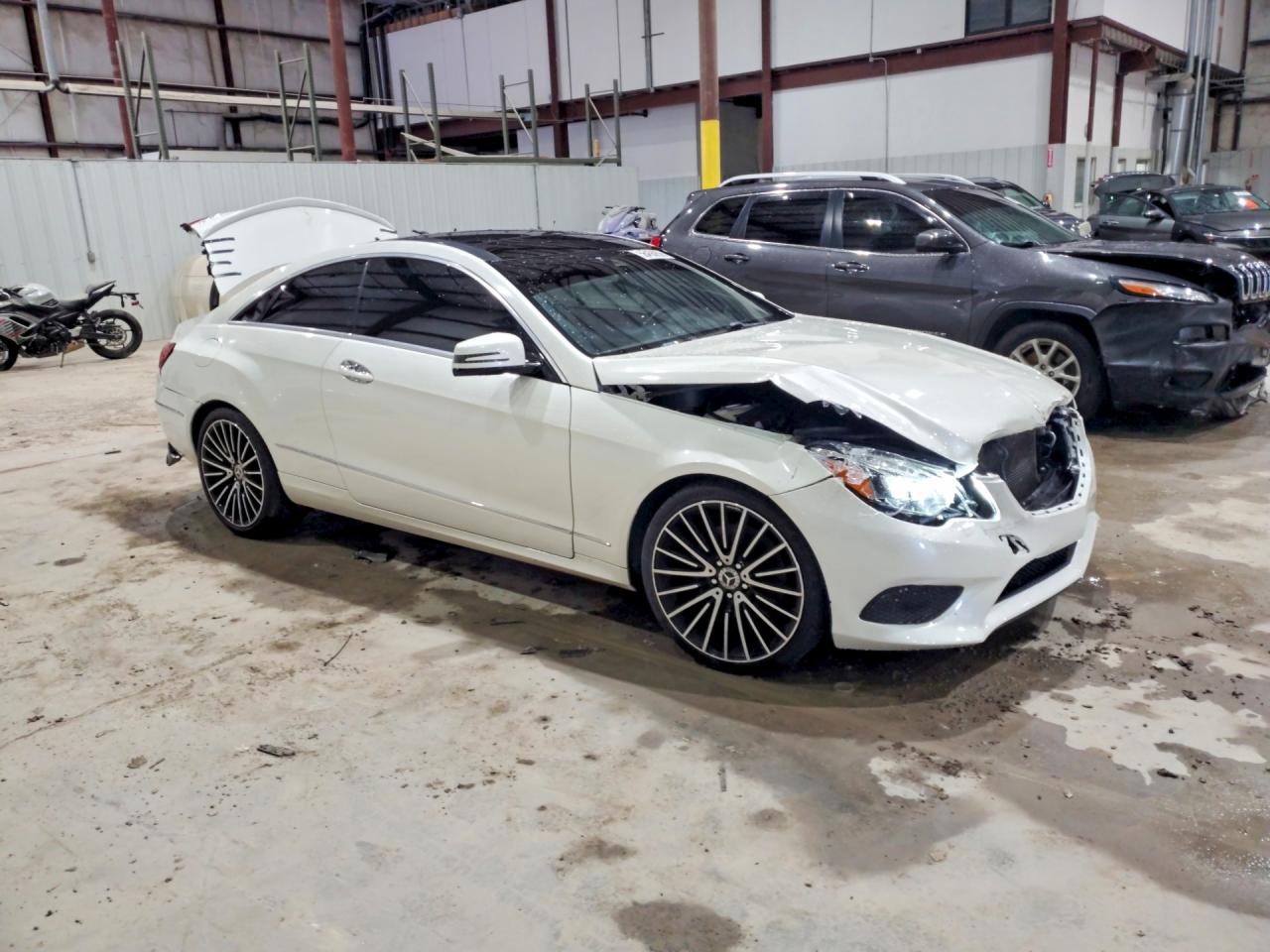 2015 Mercedes-benz E 400 4matic White vin: WDDKJ6HB9FF297098