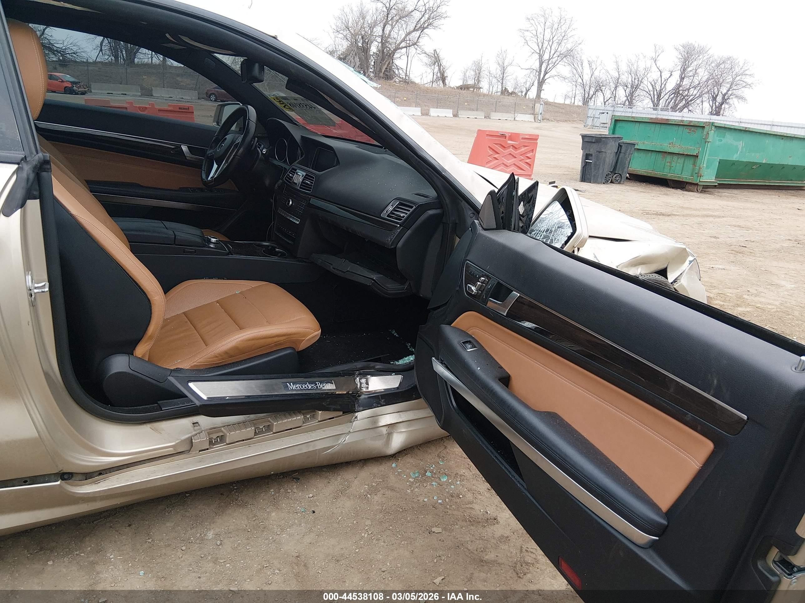 2017 Mercedes-benz E 400 4matic Gold vin: WDDKJ6HB9HF357089