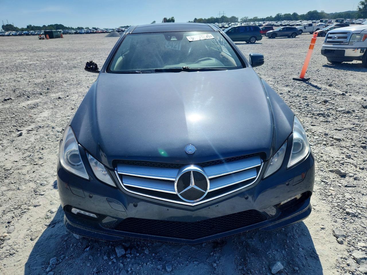 2010 Mercedes-benz E 550 Gray vin: WDDKJ7CB2AF049538