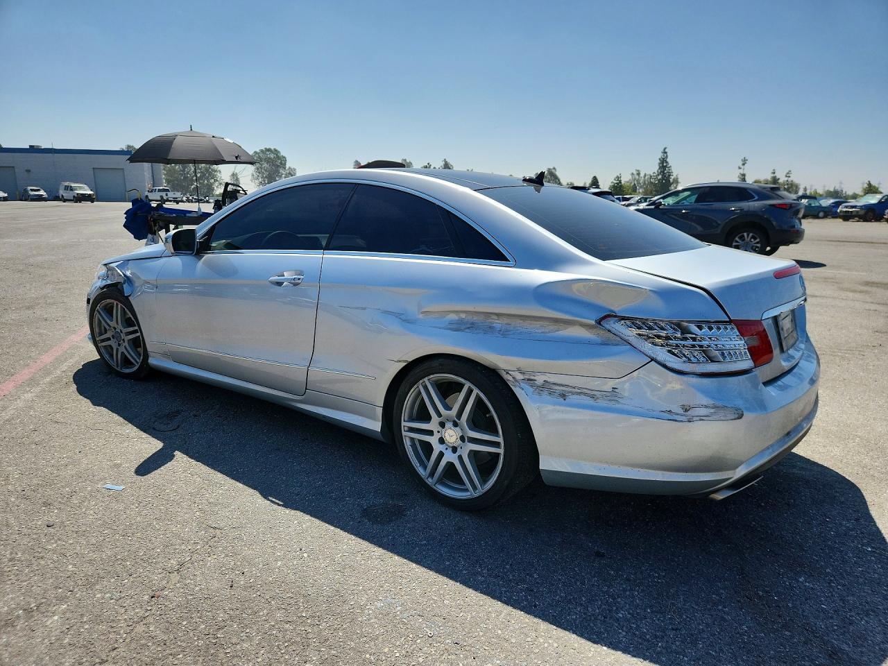 2010 Mercedes-benz E 550 Серебряный vin: WDDKJ7CB5AF021734