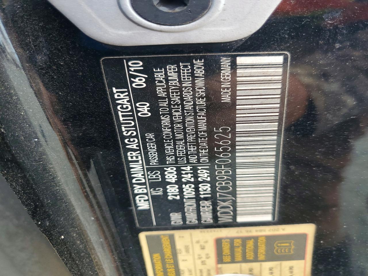 2011 Mercedes-benz E 550 Black vin: WDDKJ7CB9BF065625