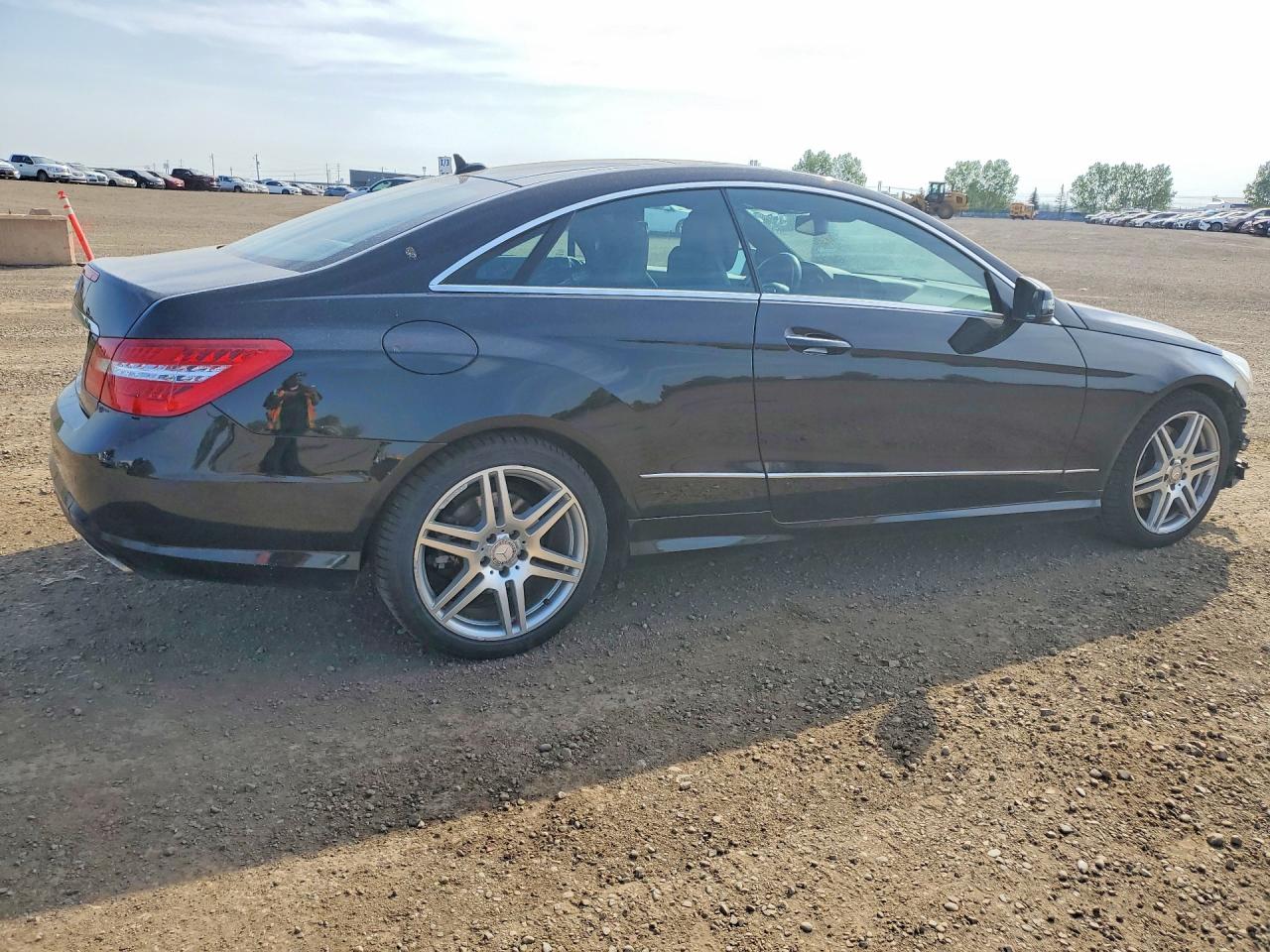 2010 Mercedes-benz E 550 Black vin: WDDKJ7CBXAF049920
