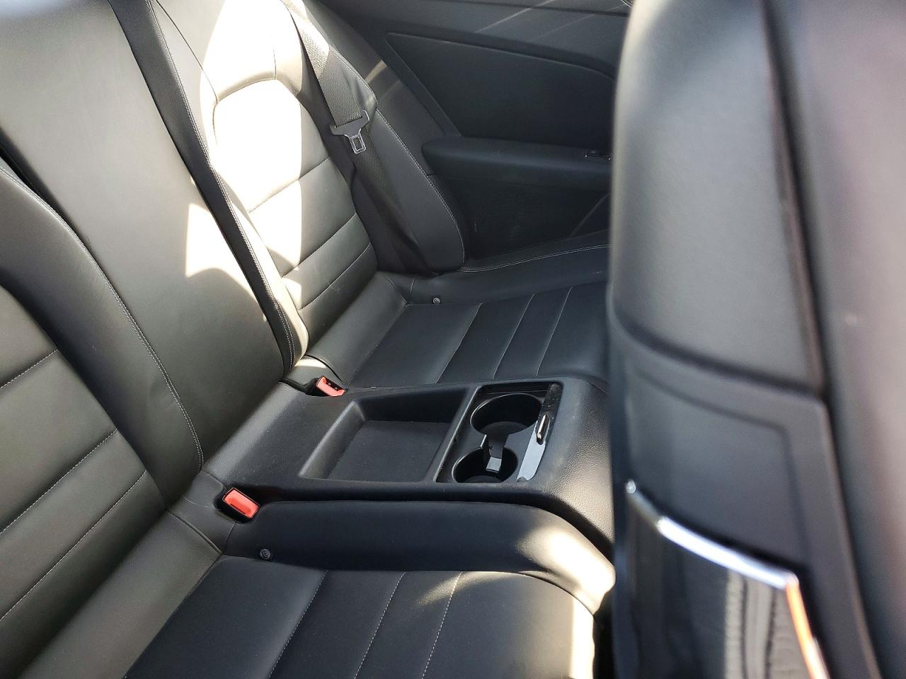 2010 Mercedes-benz E 550 Black vin: WDDKJ7CBXAF049920