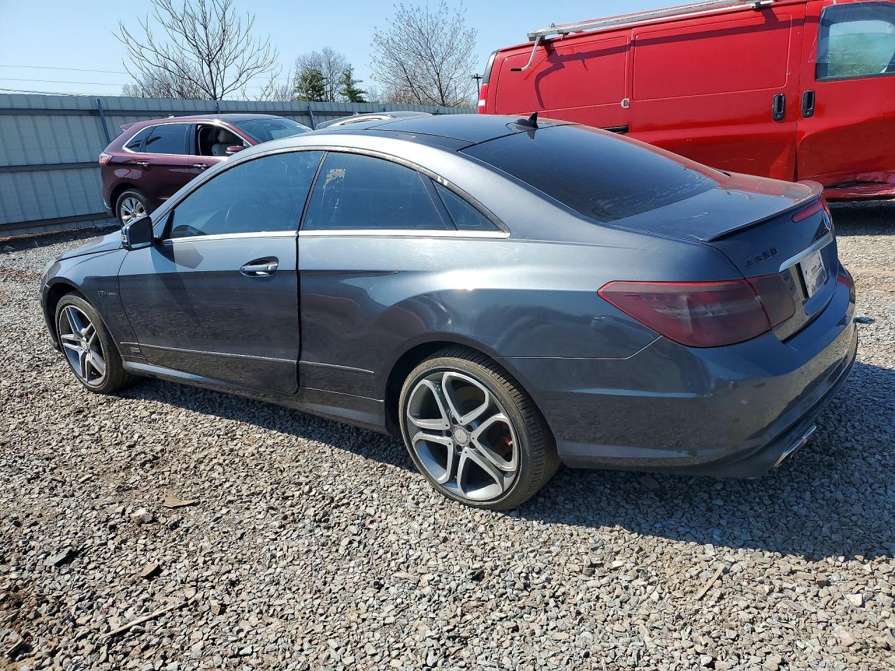 2012 Mercedes-benz E 550 Gray vin: WDDKJ7DB1CF159398