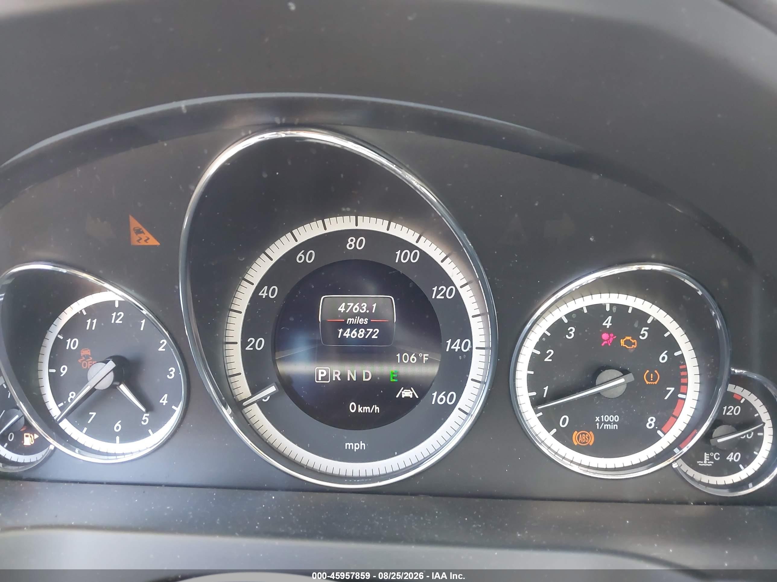 2013 Mercedes-benz E 550   Black vin: WDDKJ7DB1DF184111