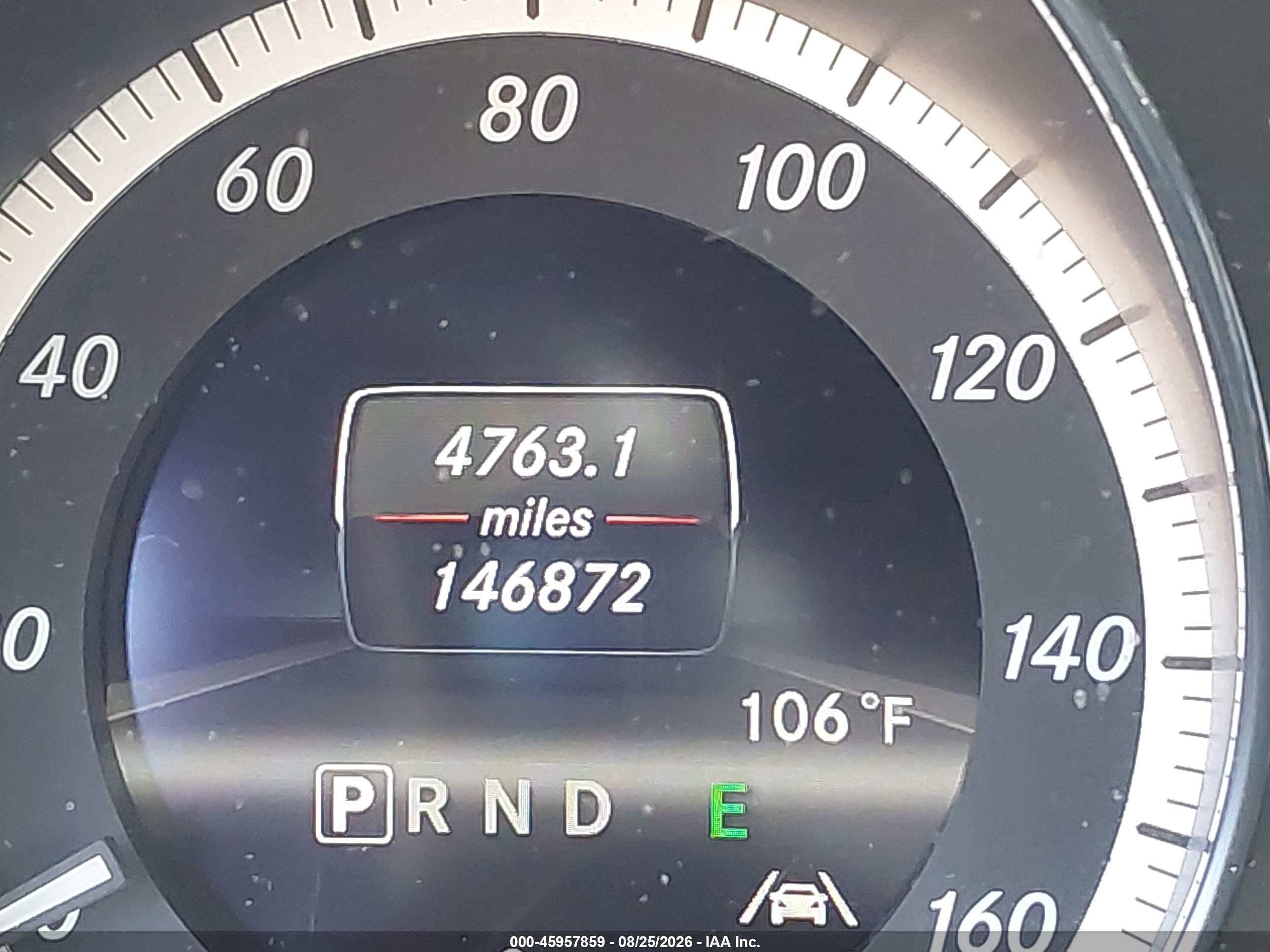 2013 Mercedes-benz E 550   Black vin: WDDKJ7DB1DF184111