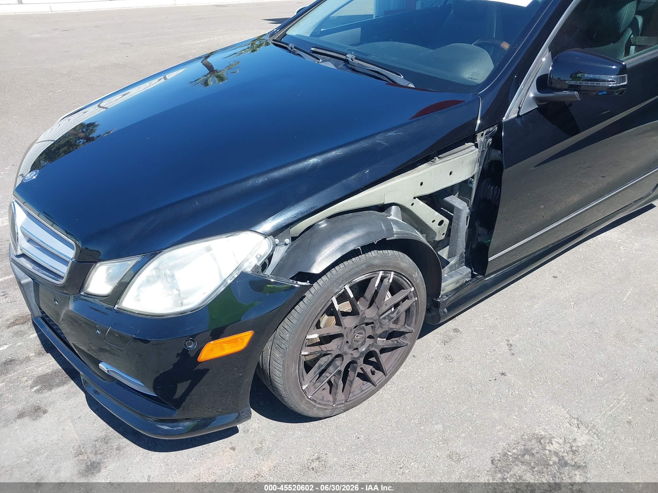 2012 Mercedes-benz E 550 Black vin: WDDKJ7DB9CF155325