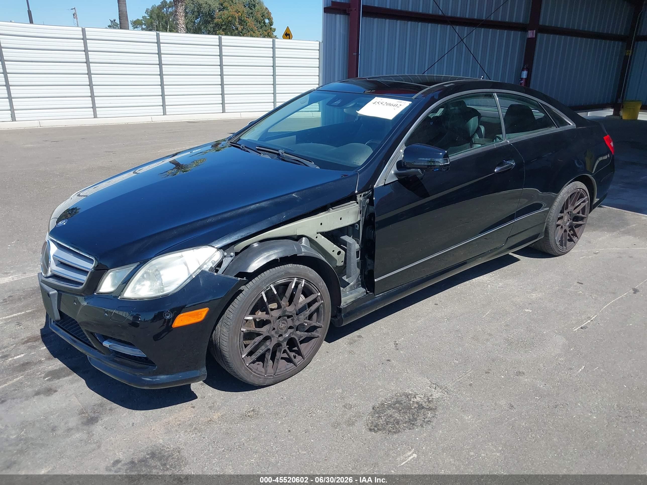 2012 Mercedes-benz E 550 Black vin: WDDKJ7DB9CF155325