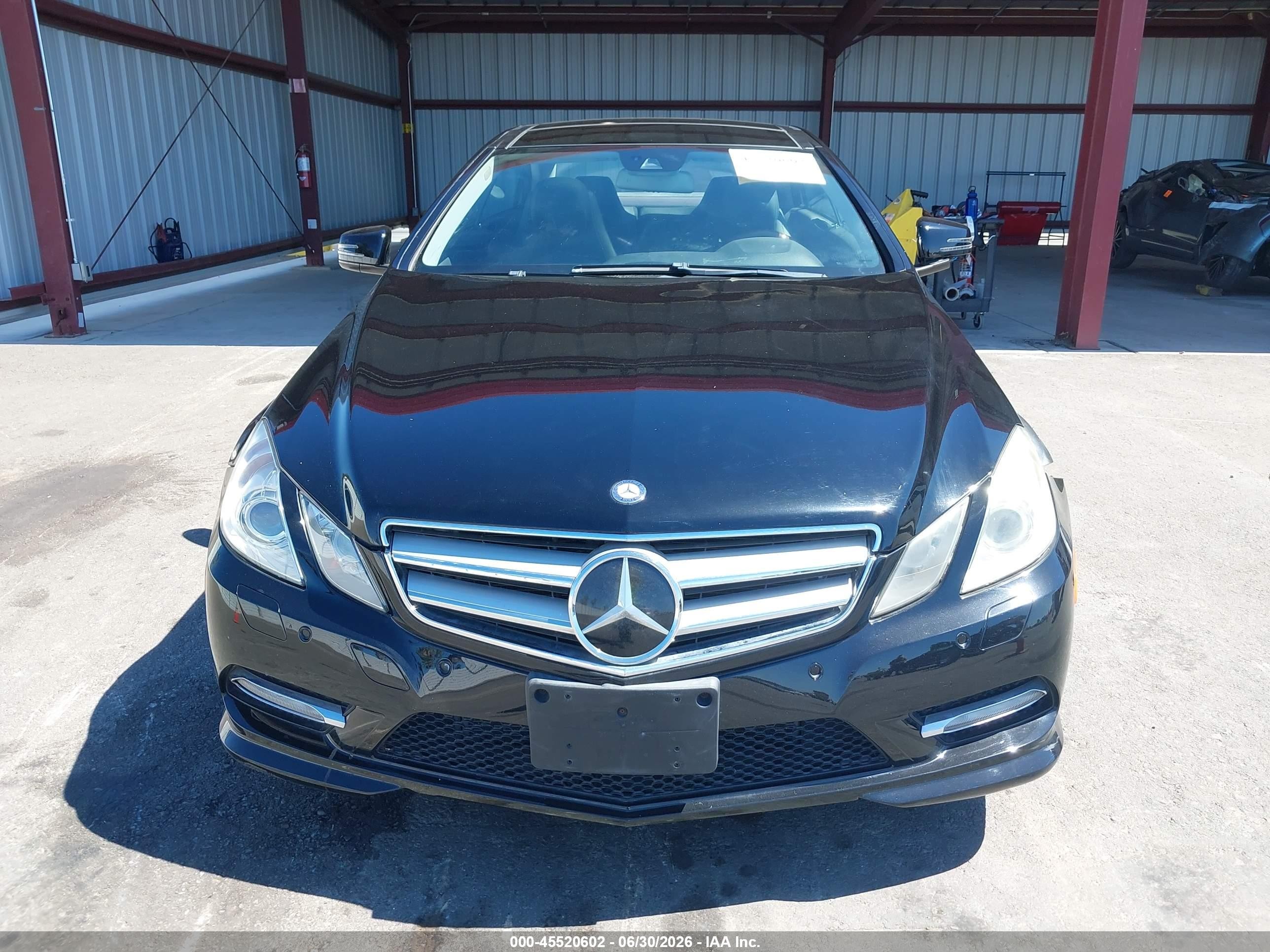 2012 Mercedes-benz E 550 Black vin: WDDKJ7DB9CF155325