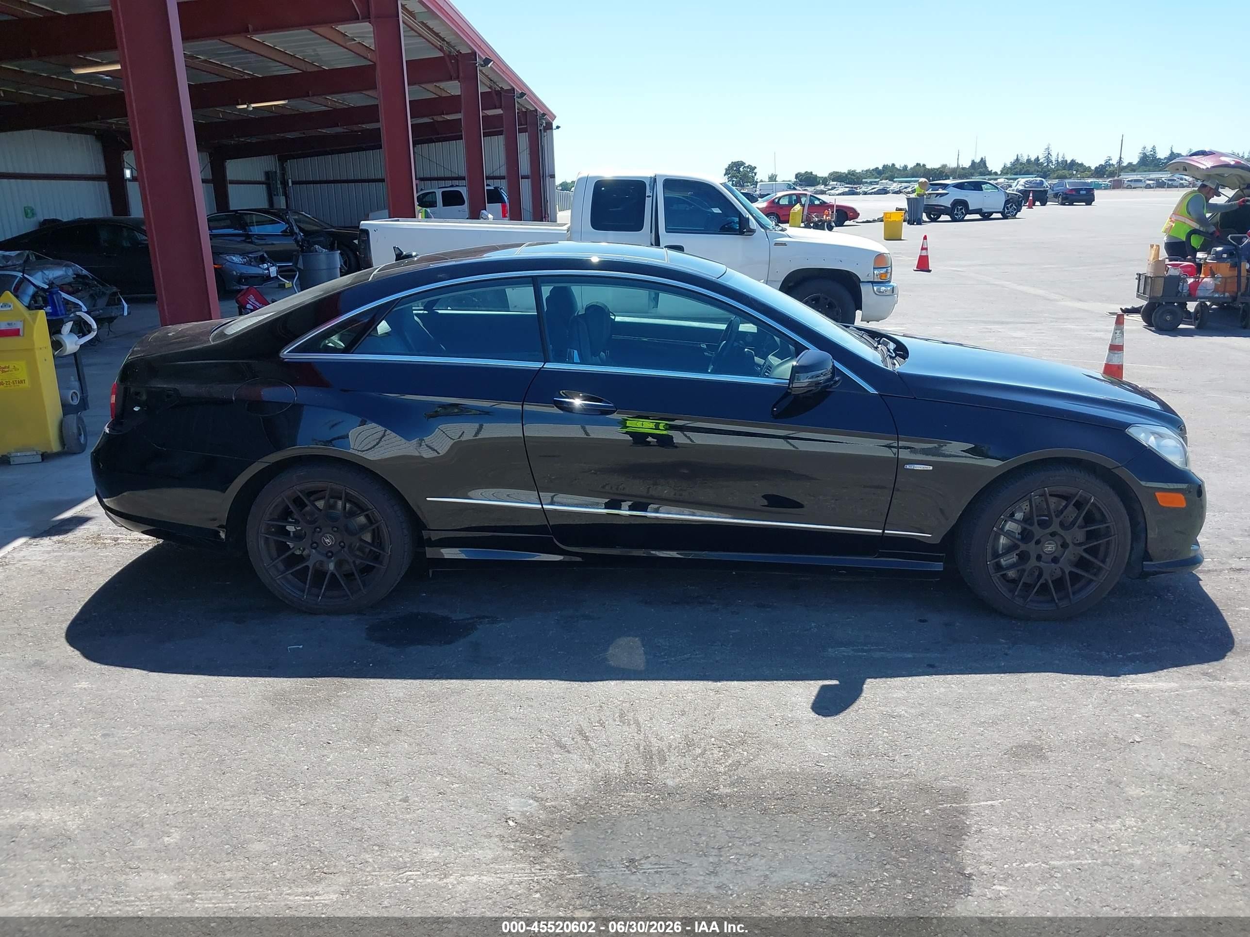 2012 Mercedes-benz E 550 Black vin: WDDKJ7DB9CF155325