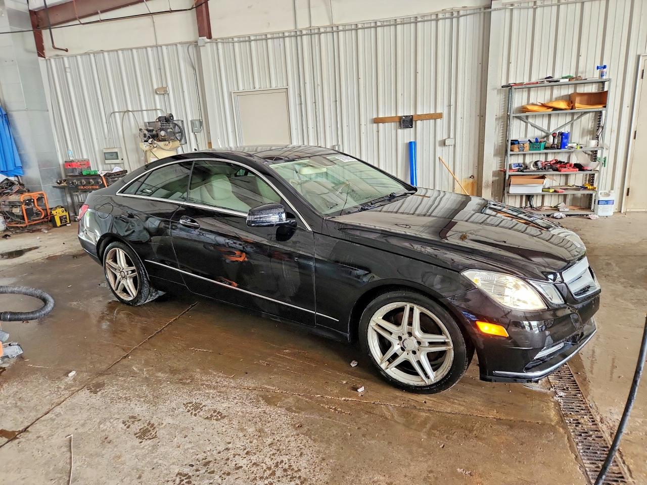 2013 Mercedes-benz E 350 4matic Black vin: WDDKJ8JB1DF194230