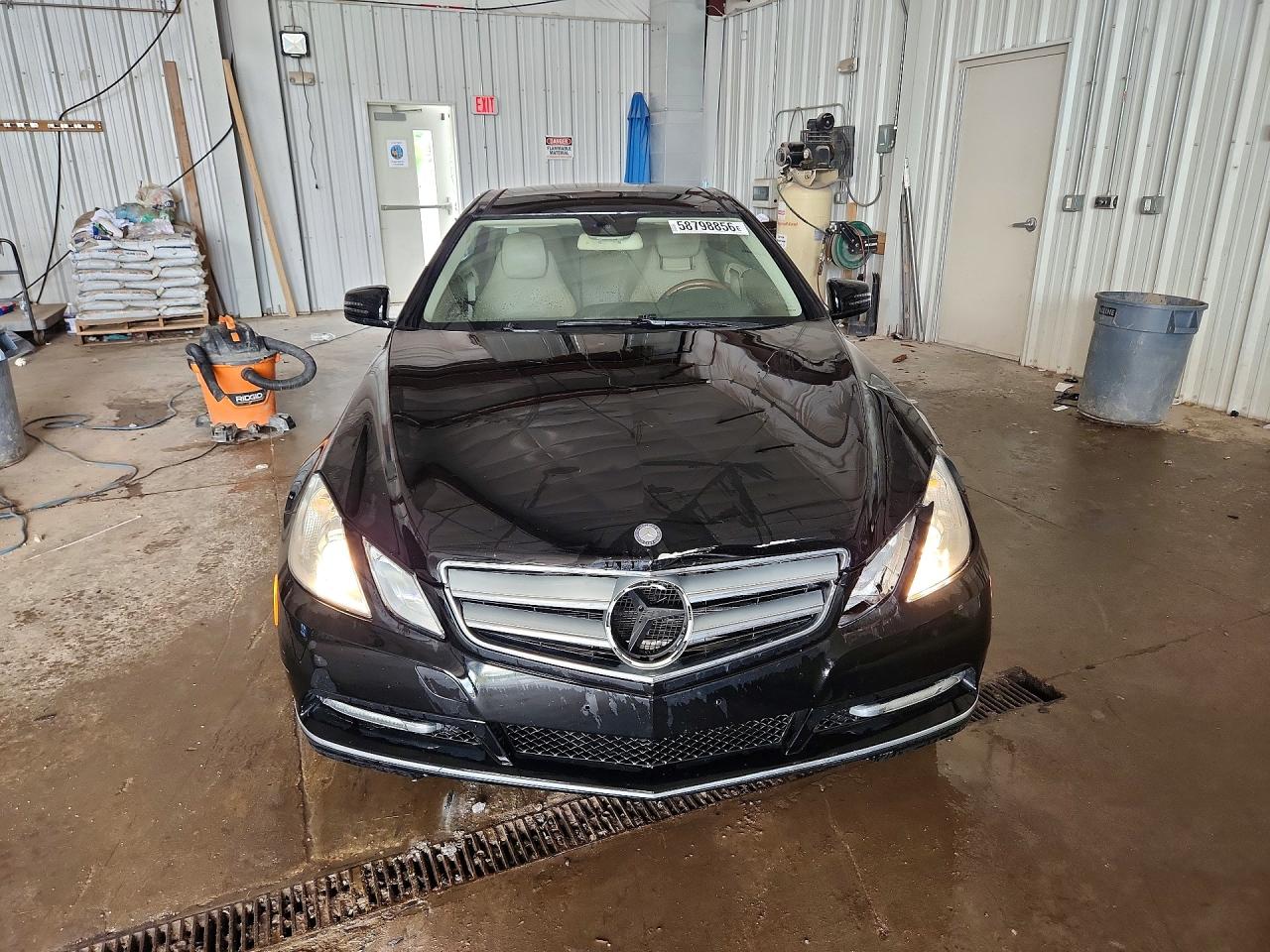 2013 Mercedes-benz E 350 4matic Black vin: WDDKJ8JB1DF194230