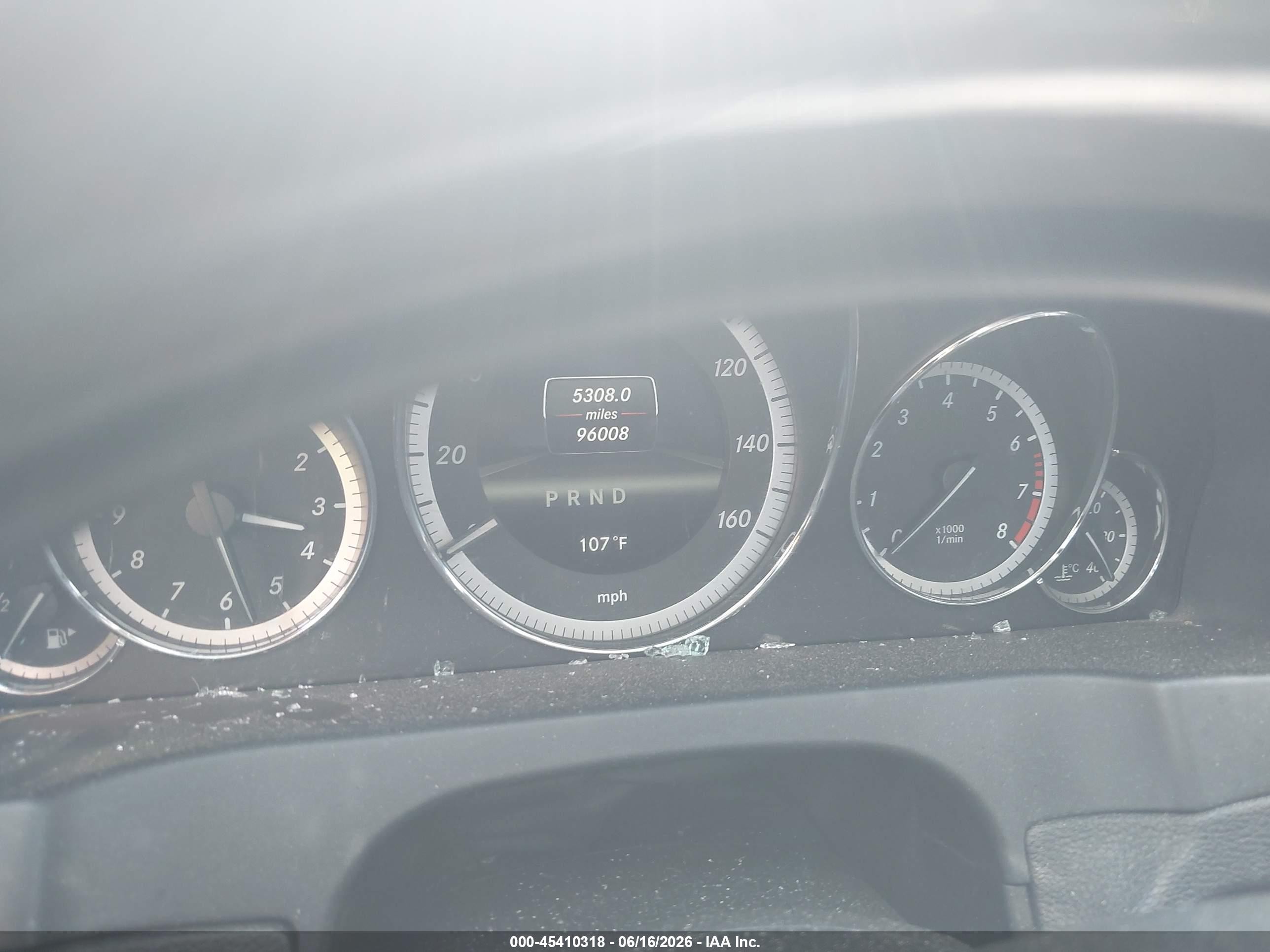 2013 Mercedes-benz E 350 4matic Серебряный vin: WDDKJ8JB5DF186731