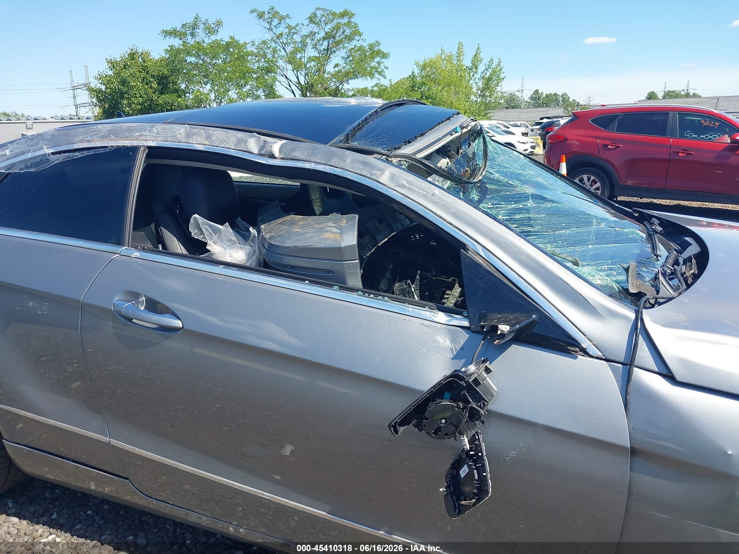 2013 Mercedes-benz E 350 4matic Серебряный vin: WDDKJ8JB5DF186731
