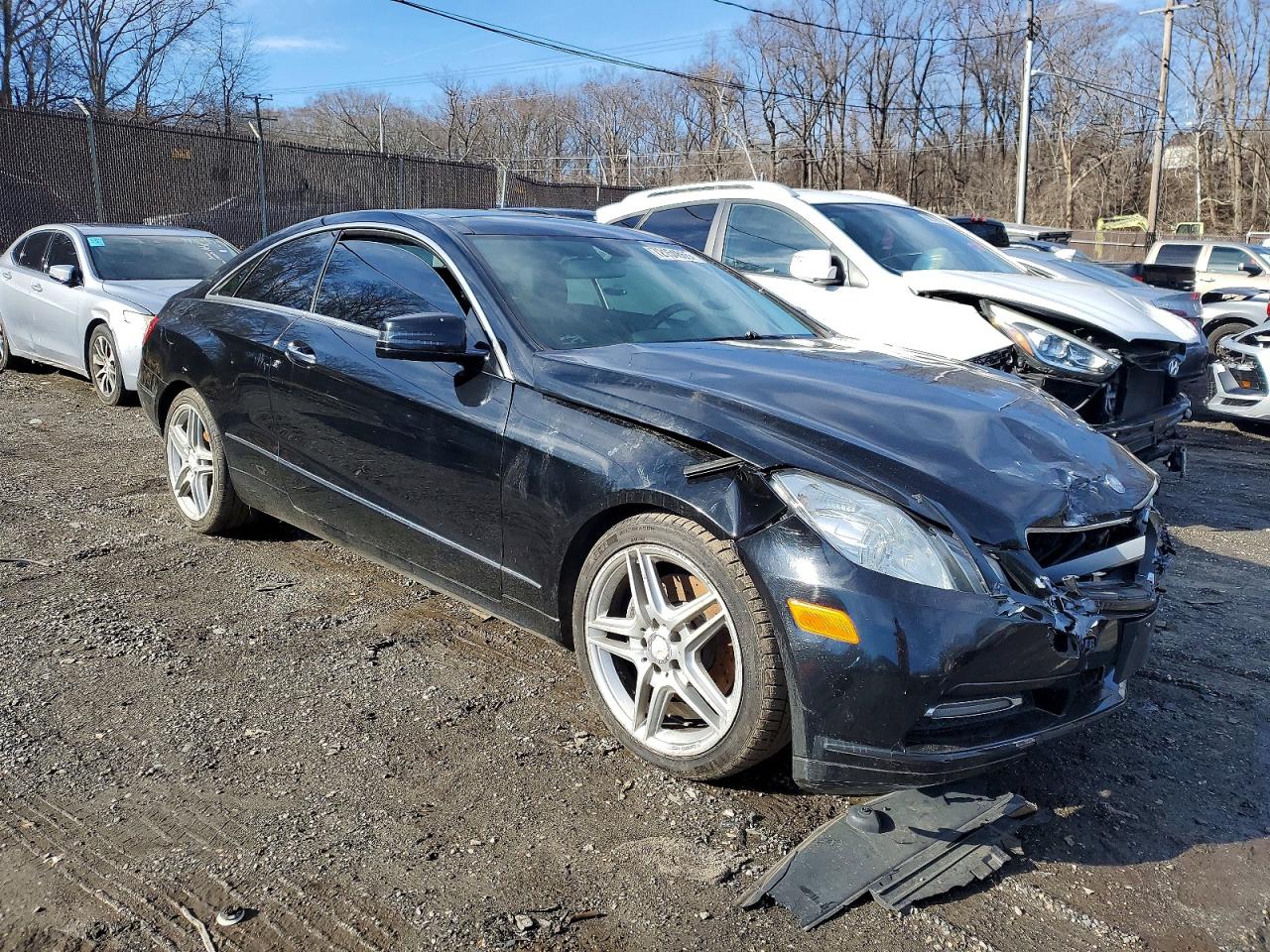 2013 Mercedes-benz E 350 4matic Black vin: WDDKJ8JB5DF215399