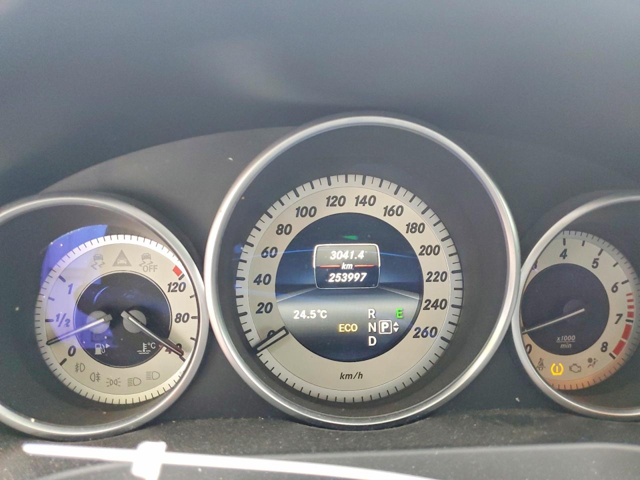2014 Mercedes-benz E 350 4matic Silver vin: WDDKJ8JB8EF270561