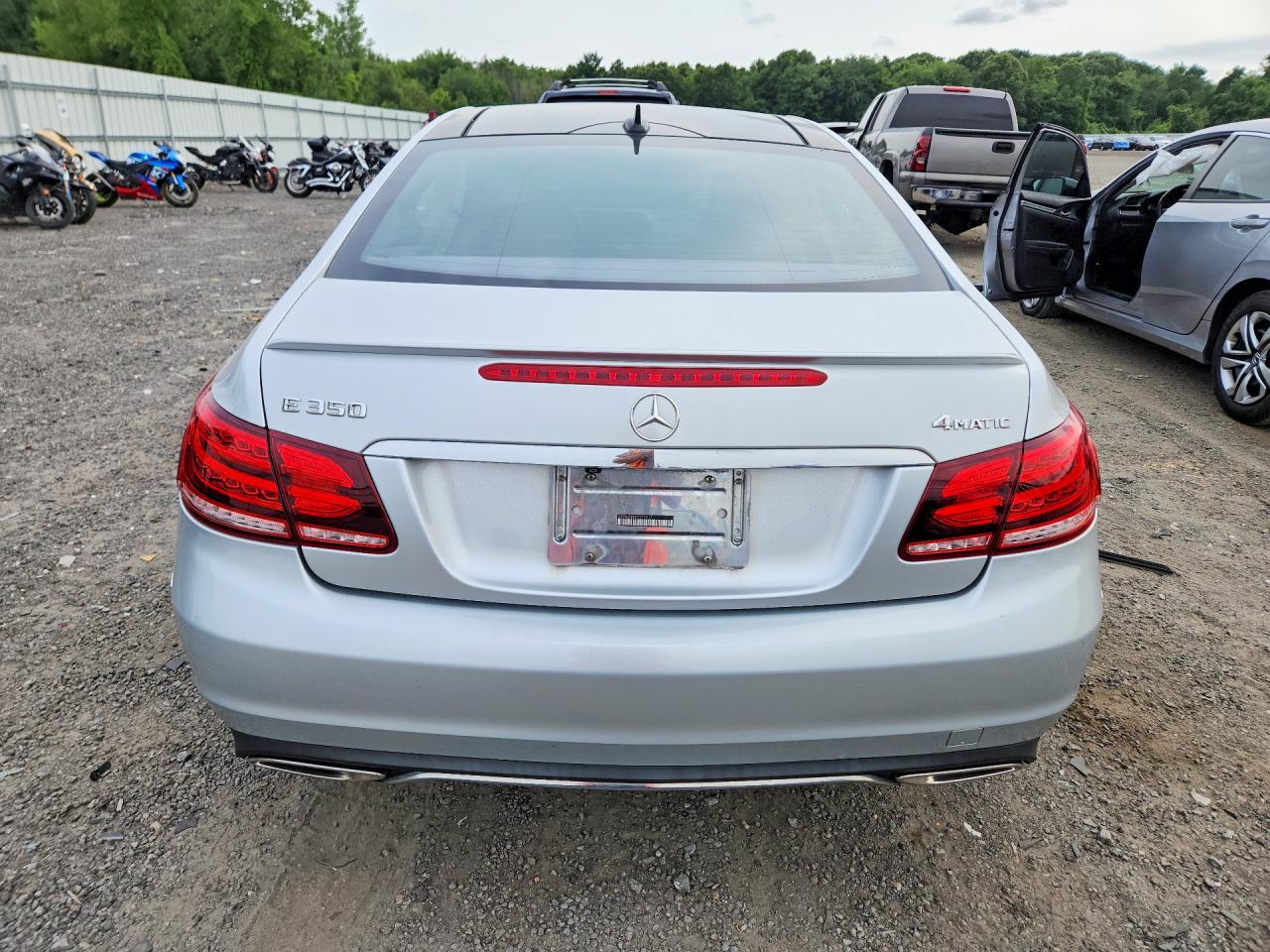 2014 Mercedes-benz E 350 4matic Серебряный vin: WDDKJ8JB8EF272617