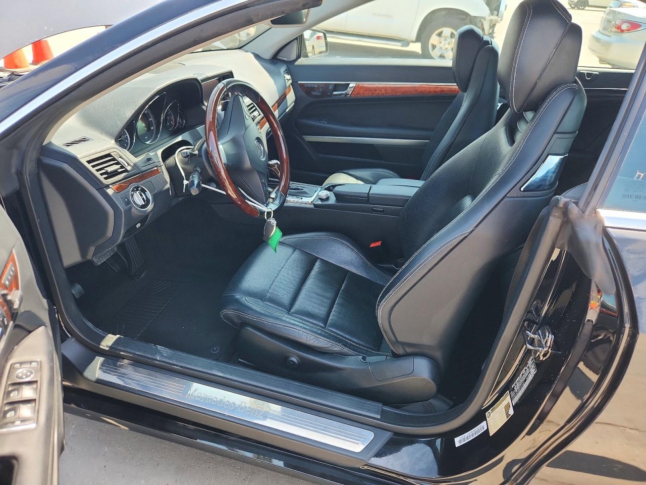 2011 Mercedes-benz E 350 Black vin: WDDKK5GF0BF076088