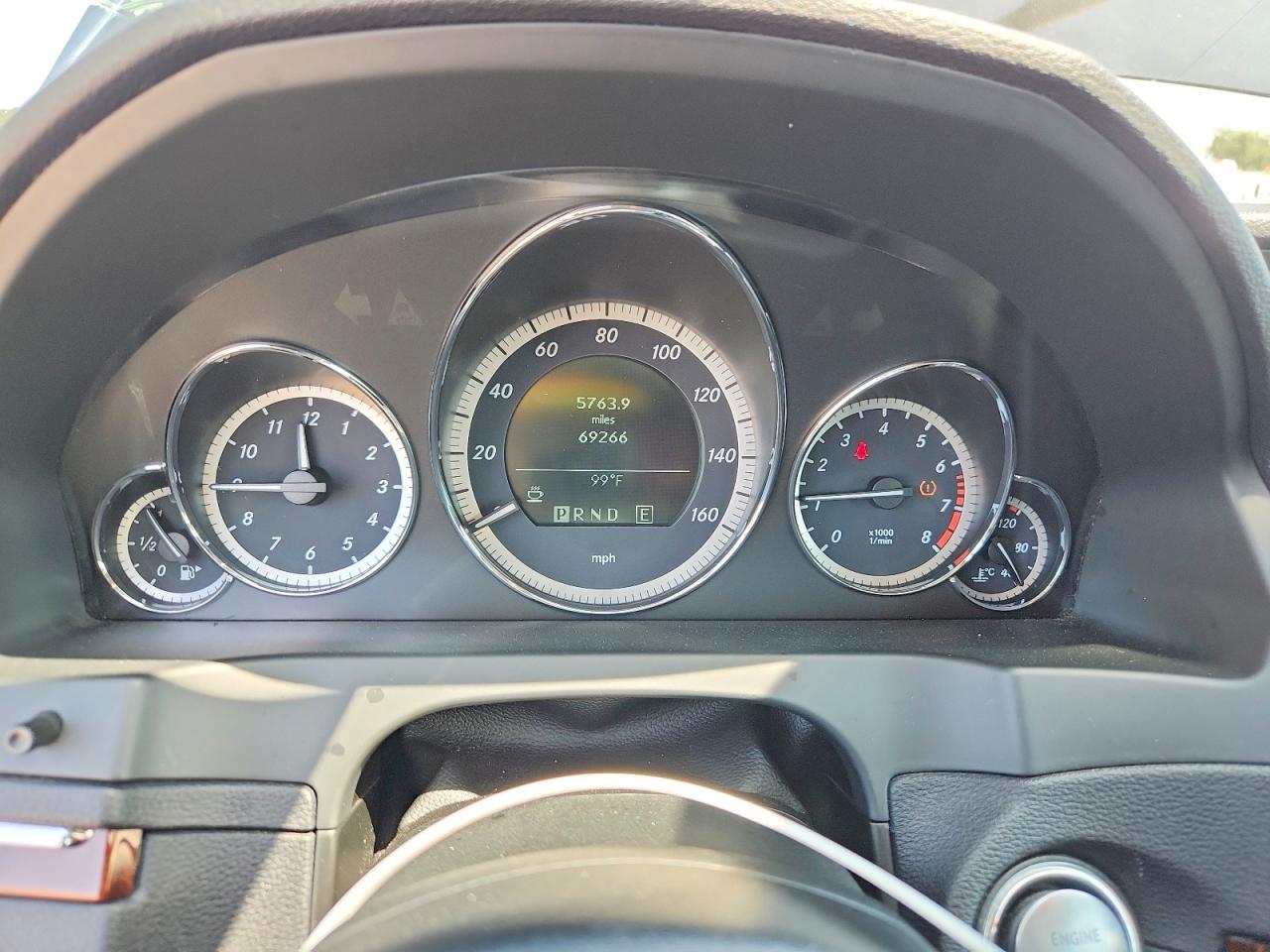 2011 Mercedes-benz E 350 Black vin: WDDKK5GF0BF076088