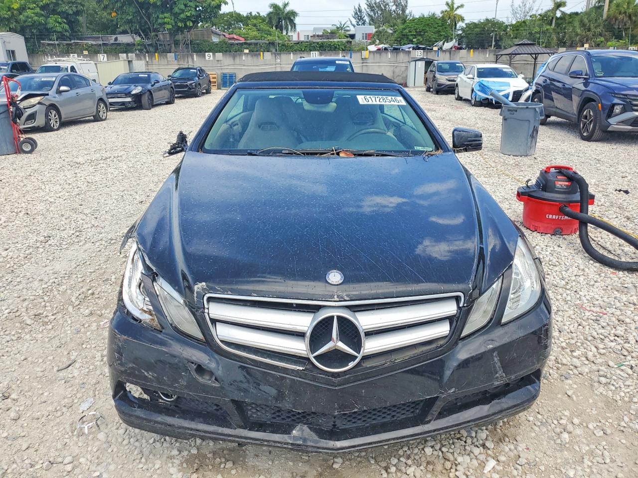 2011 Mercedes-benz E 350 Black vin: WDDKK5GF1BF085981