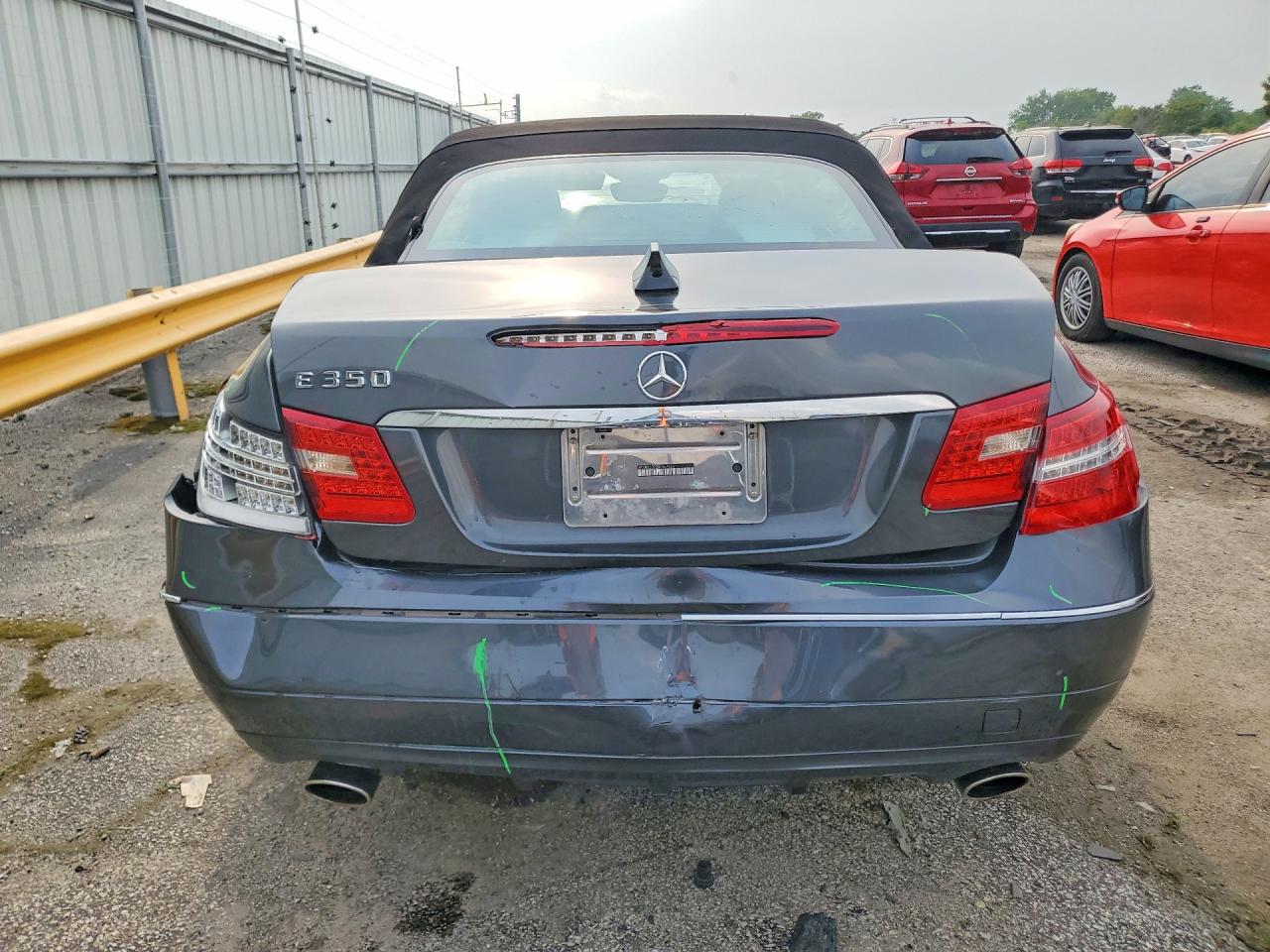 2011 Mercedes-benz E 350 Gray vin: WDDKK5GF2BF057526