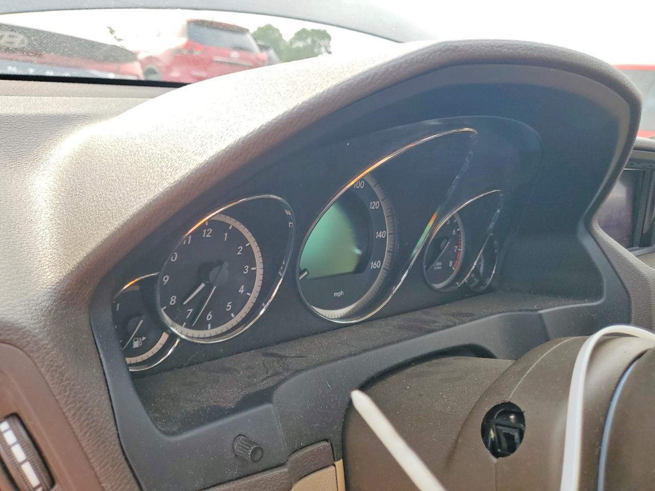 2011 Mercedes-benz E 350 Gray vin: WDDKK5GF2BF057526