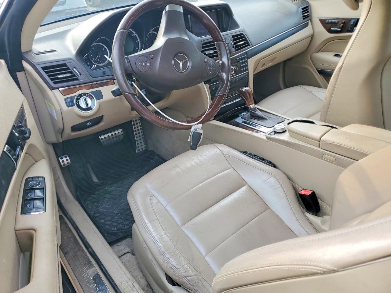 2011 Mercedes-benz E 350 Gray vin: WDDKK5GF2BF057526