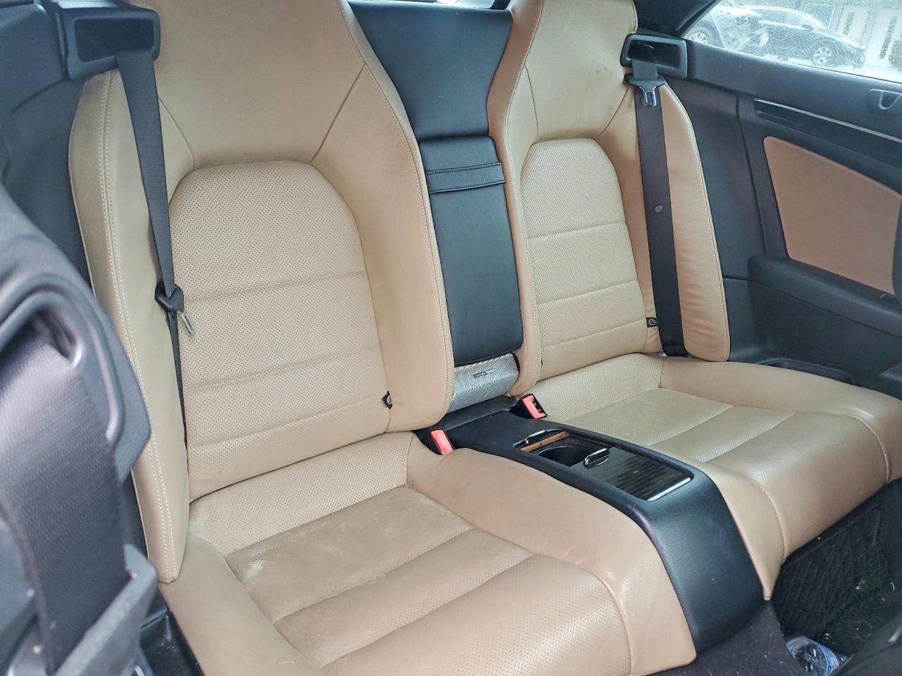 2011 Mercedes-benz E 350 Белый vin: WDDKK5GF5BF058198