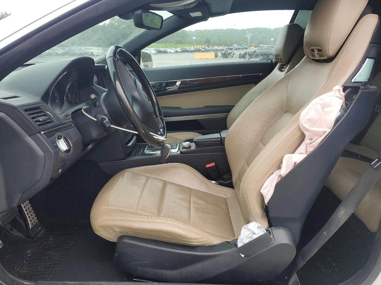 2011 Mercedes-benz E 350 Белый vin: WDDKK5GF5BF058198