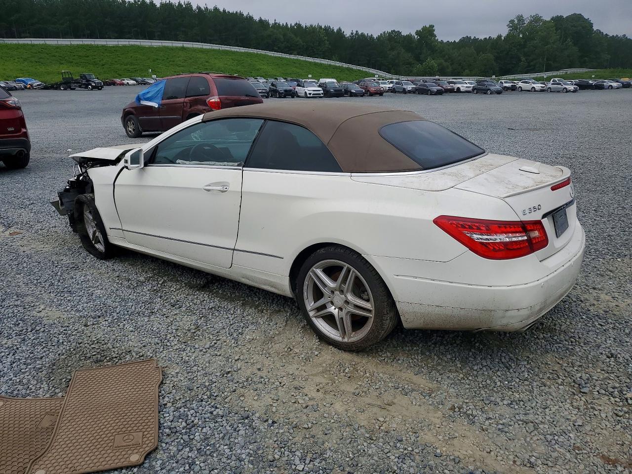 2011 Mercedes-benz E 350 Белый vin: WDDKK5GF5BF058198