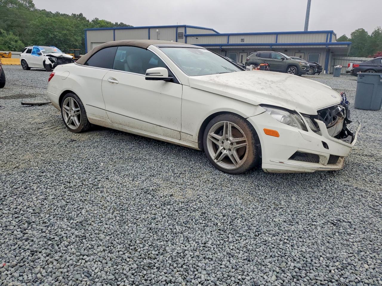 2011 Mercedes-benz E 350 Белый vin: WDDKK5GF5BF058198