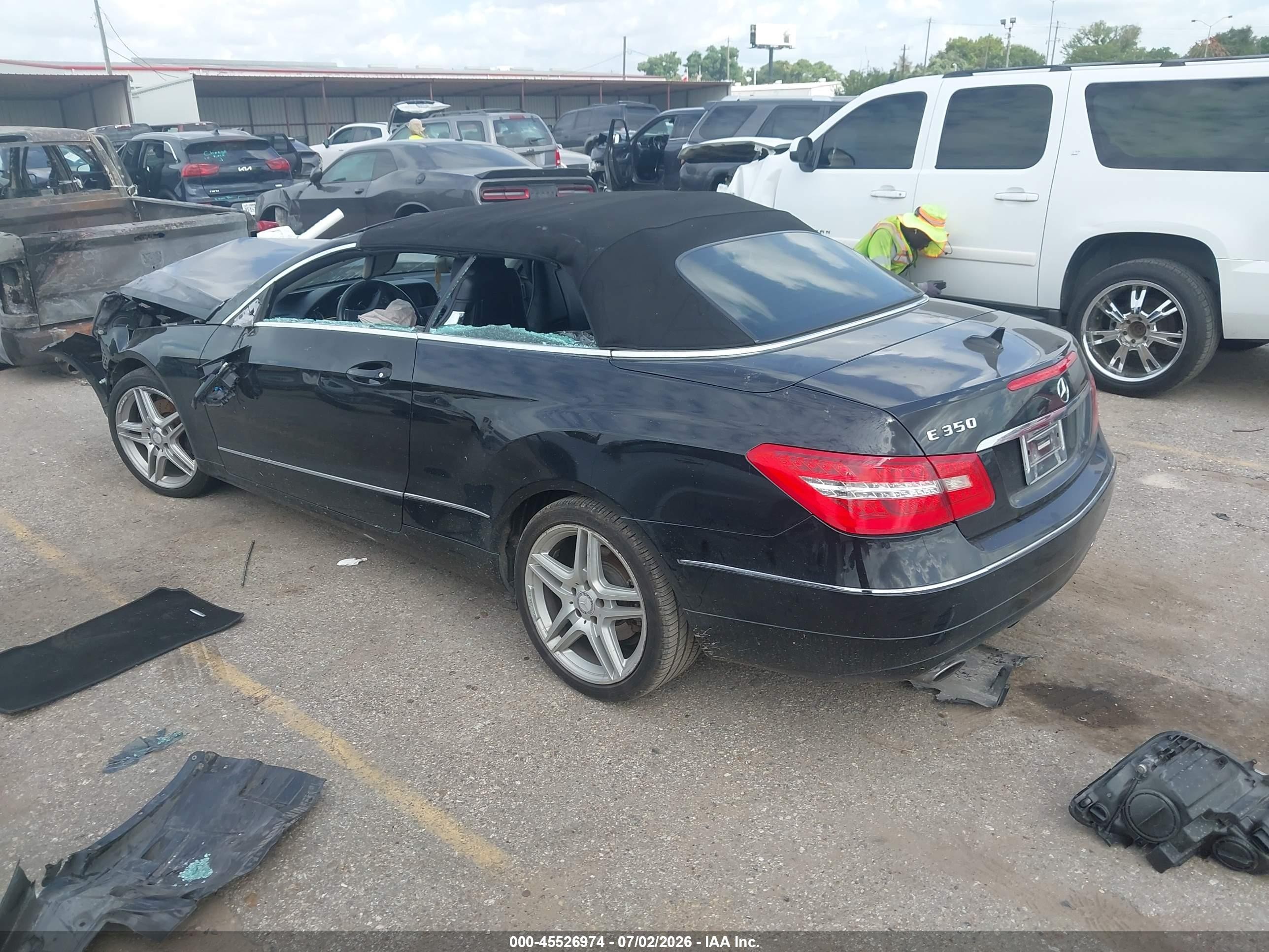 2011 Mercedes-benz E 350   Черный vin: WDDKK5GF5BF096577