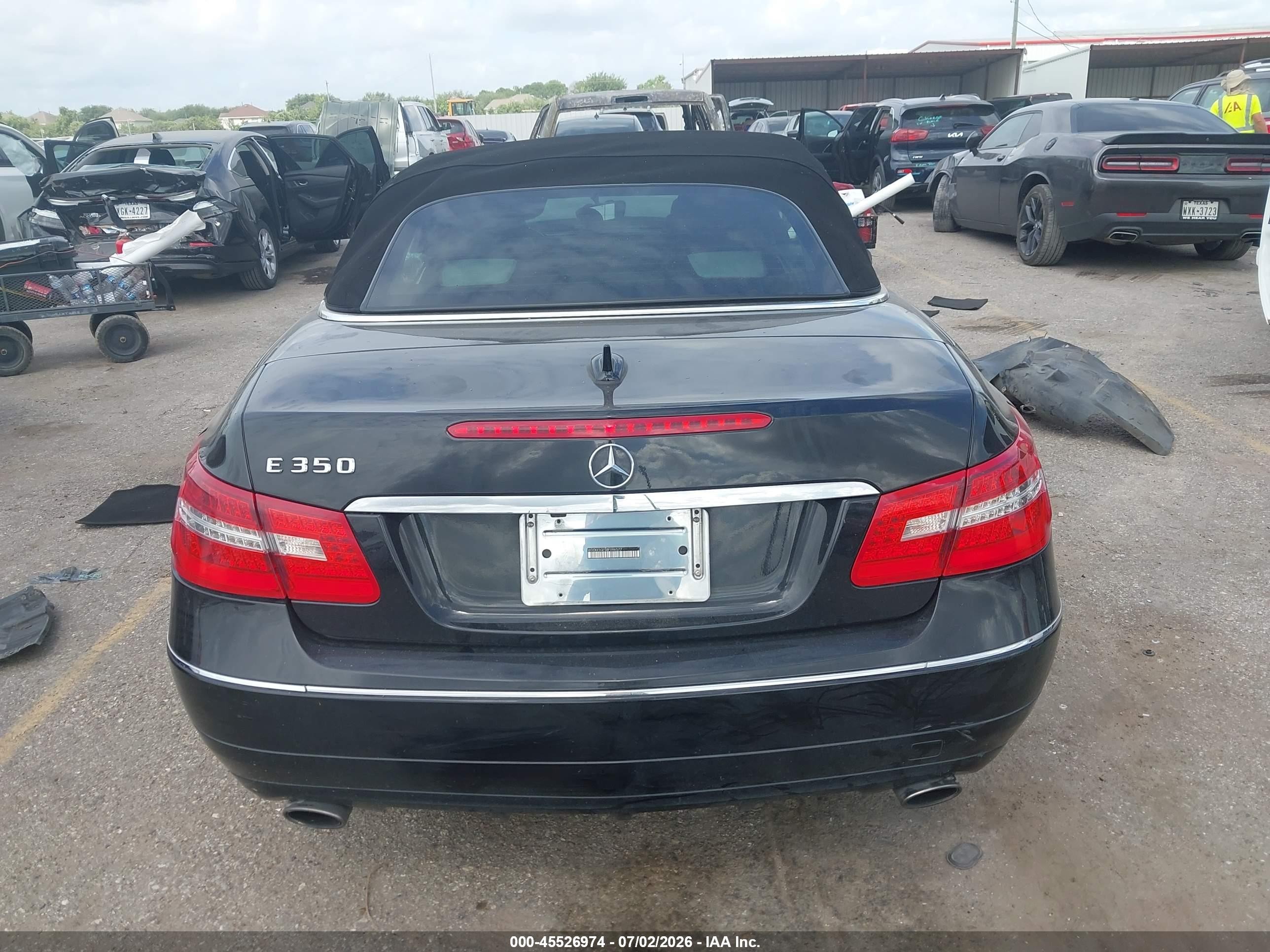 2011 Mercedes-benz E 350   Черный vin: WDDKK5GF5BF096577