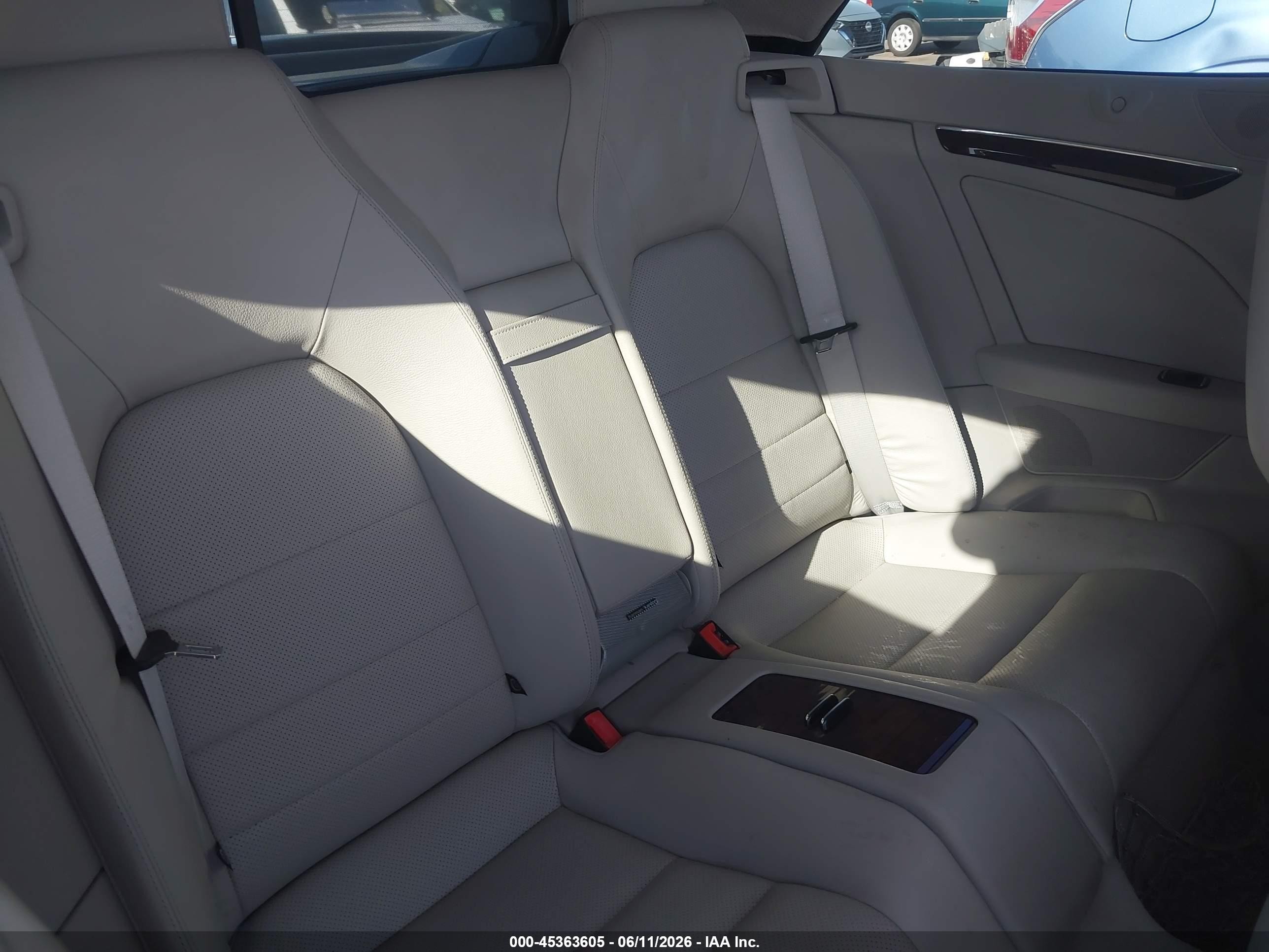 2011 Mercedes-benz E 350   Gray vin: WDDKK5GF5BF098586