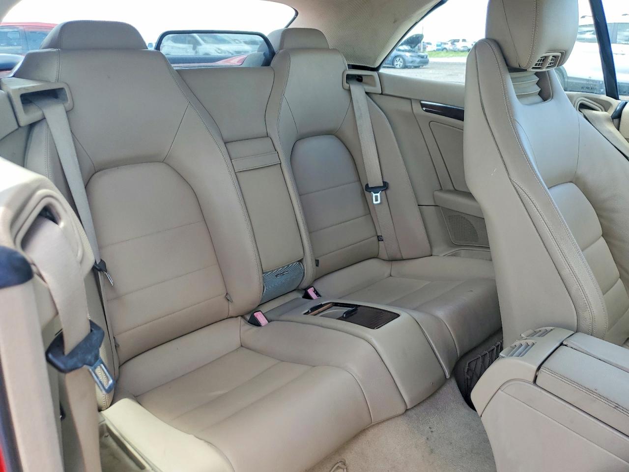 2011 Mercedes-benz E 350 Красный vin: WDDKK5GF7BF086374