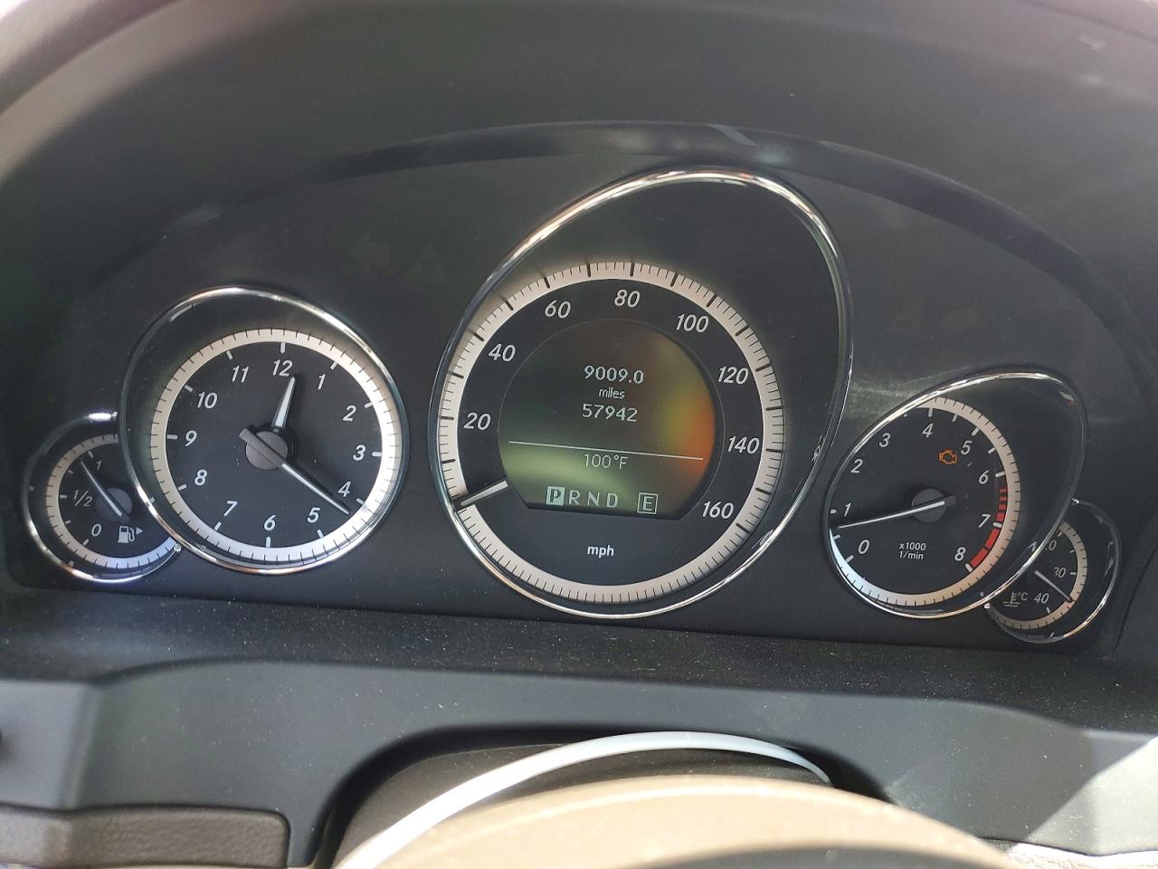 2011 Mercedes-benz E 350 Красный vin: WDDKK5GF7BF086374