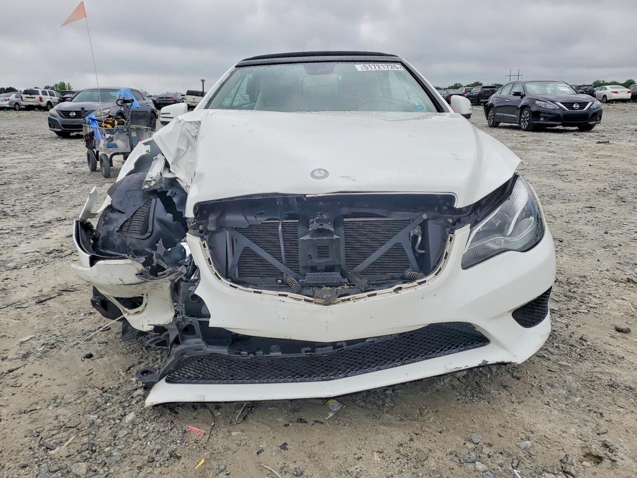 2014 Mercedes-benz E 350 White vin: WDDKK5KF0EF254819