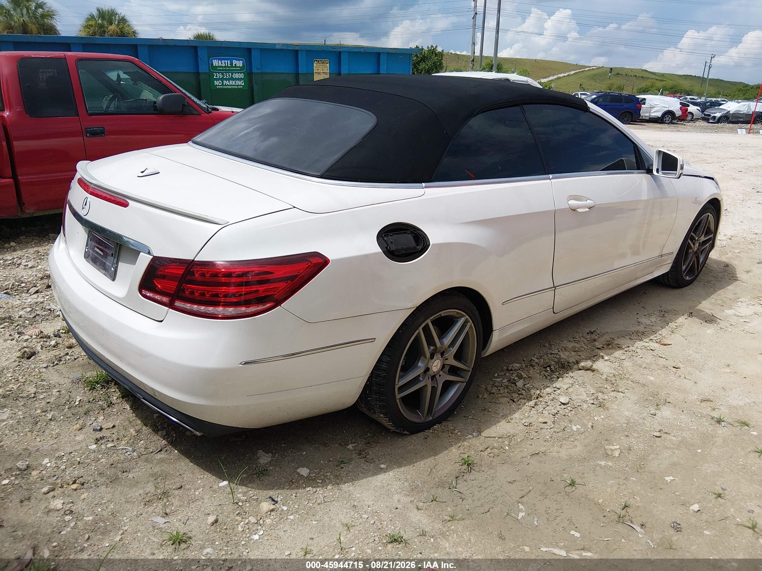 2014 Mercedes-benz E 350   White vin: WDDKK5KF0EF270129