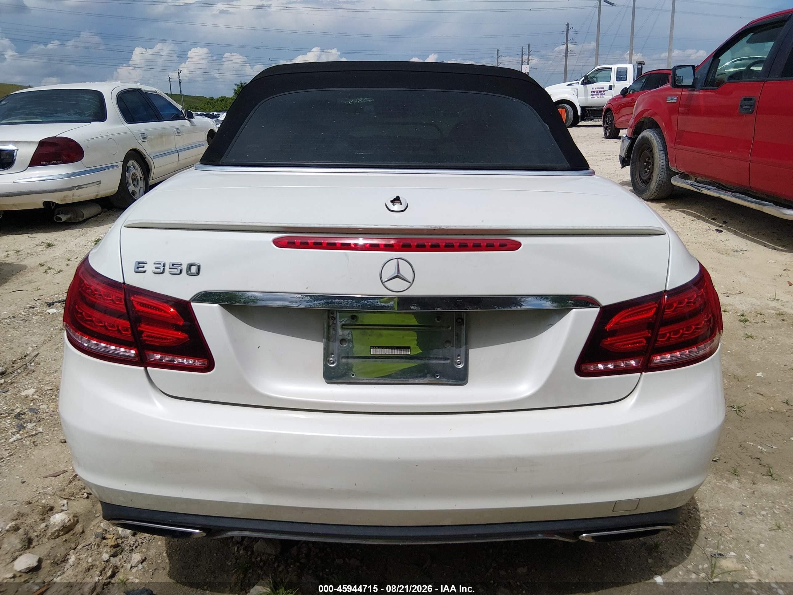 2014 Mercedes-benz E 350   White vin: WDDKK5KF0EF270129