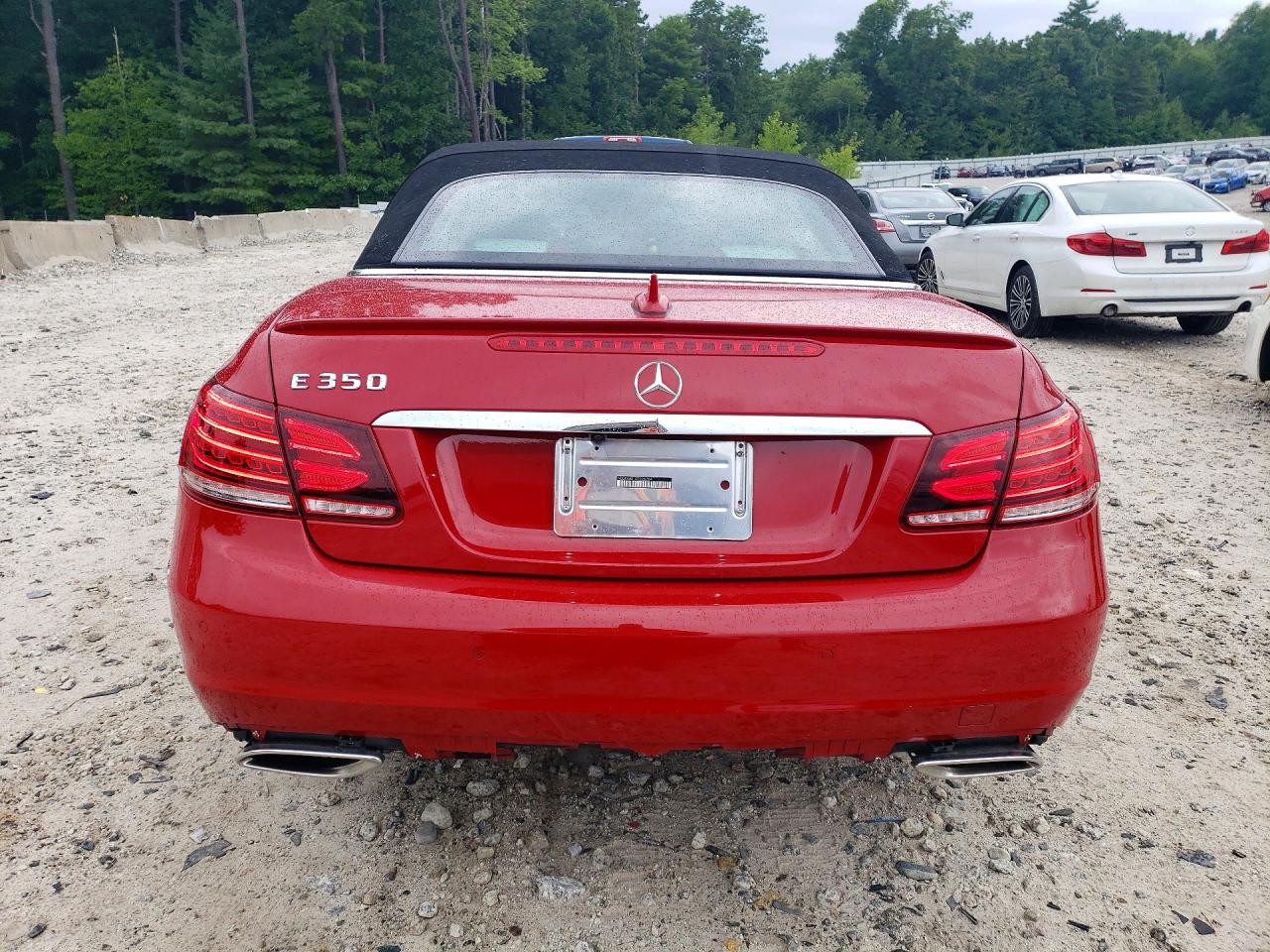 2014 Mercedes-benz E 350 Red vin: WDDKK5KF1EF226284
