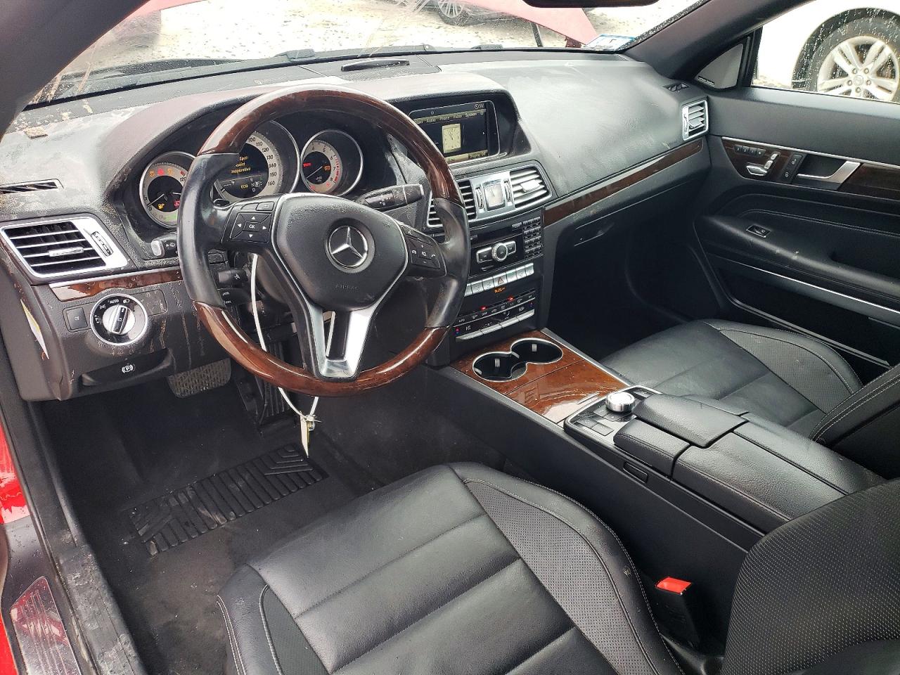 2014 Mercedes-benz E 350 Red vin: WDDKK5KF1EF226284