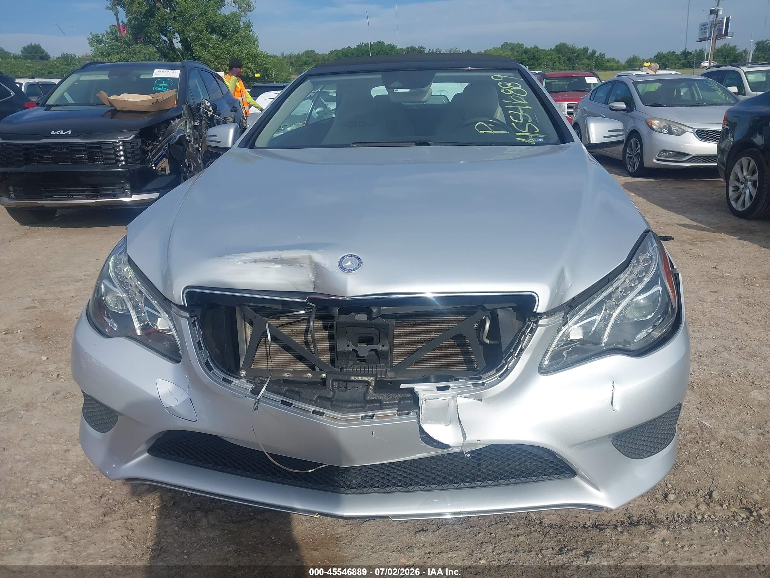 2014 Mercedes-benz E 350   Silver vin: WDDKK5KF1EF266591